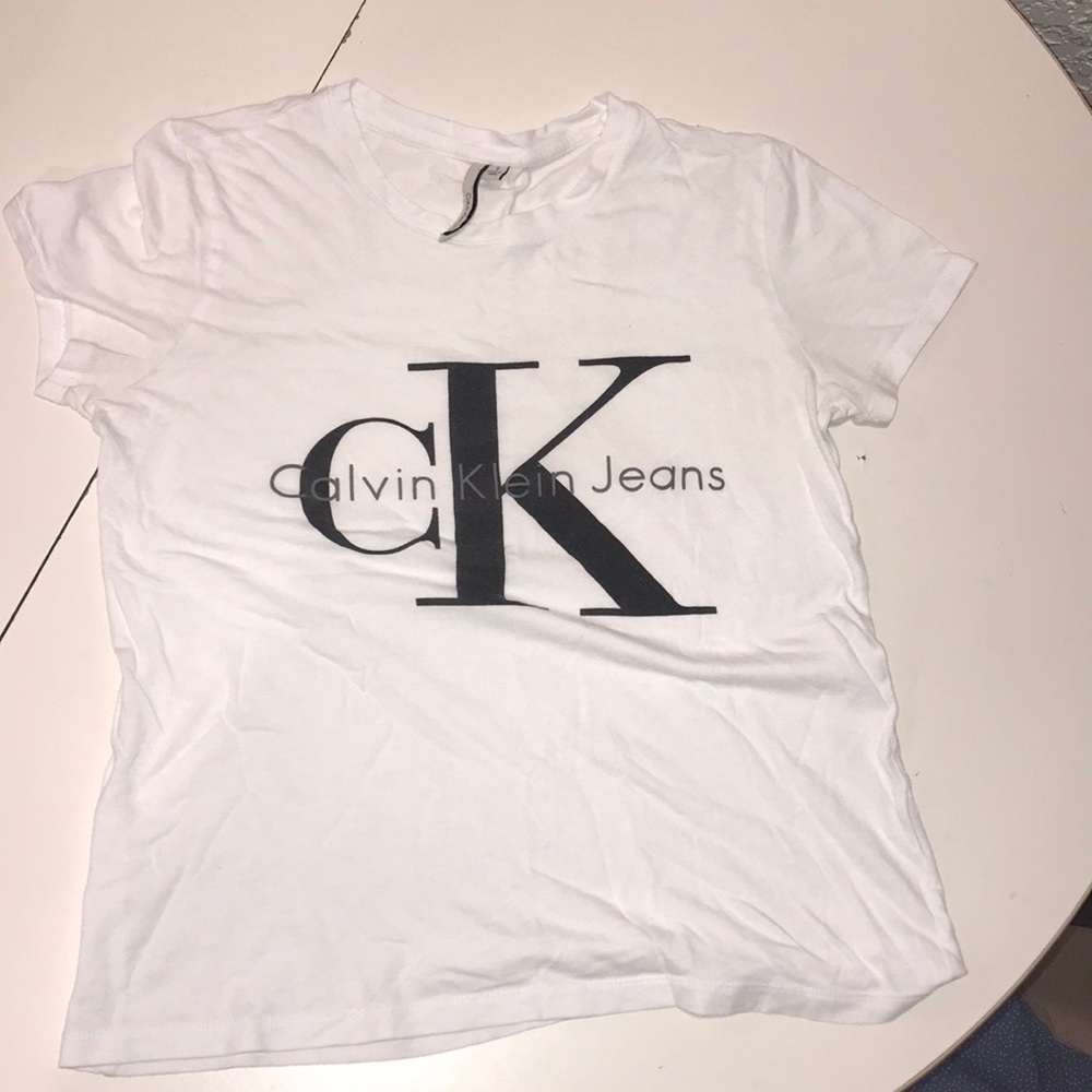 Calvin Klein white tee